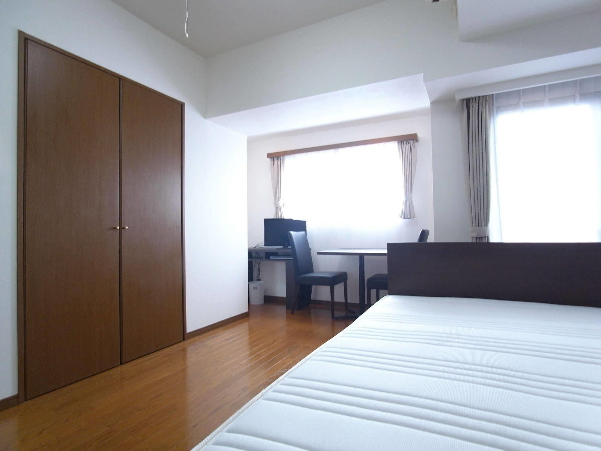 Palace Studio Shinjuku Parkside Tokyo prefektur Exteriör bild