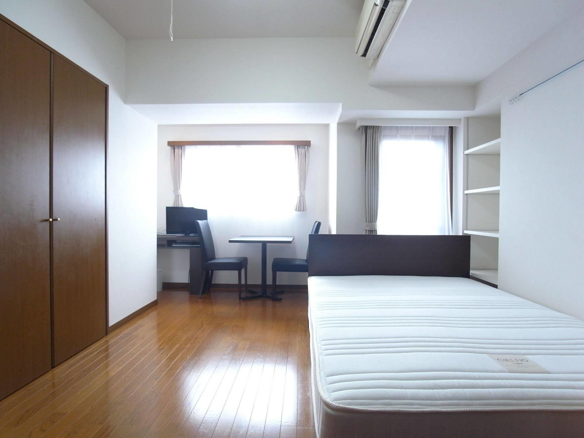 Palace Studio Shinjuku Parkside Tokyo prefektur Exteriör bild